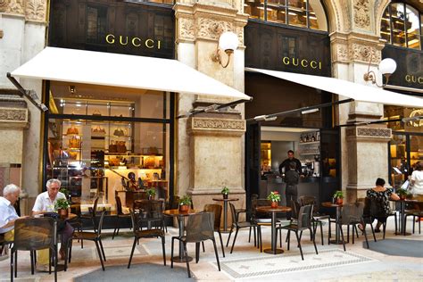 gucci cafe italy.